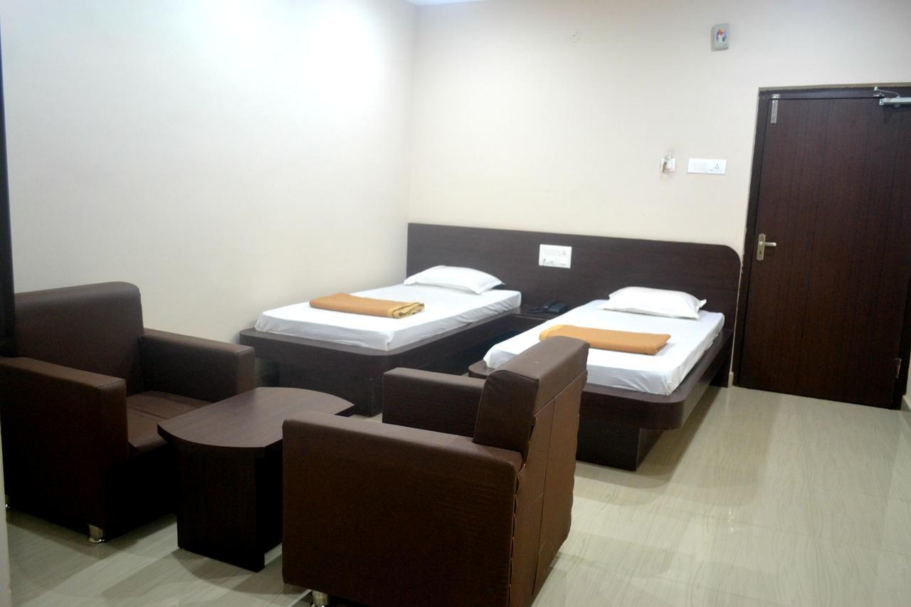 Hotel Bhammars Balangir 客房 照片