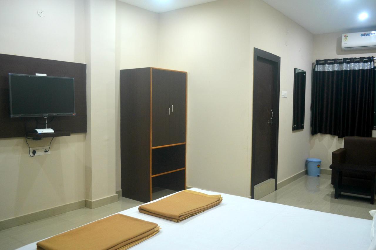 Hotel Bhammars Balangir 客房 照片