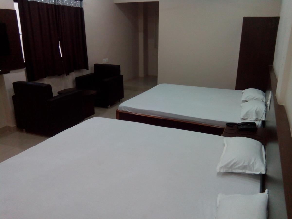 Hotel Bhammars Balangir 客房 照片