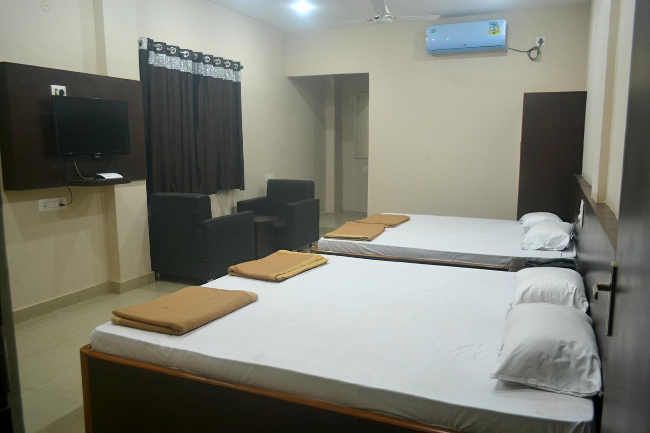 Hotel Bhammars Balangir 客房 照片