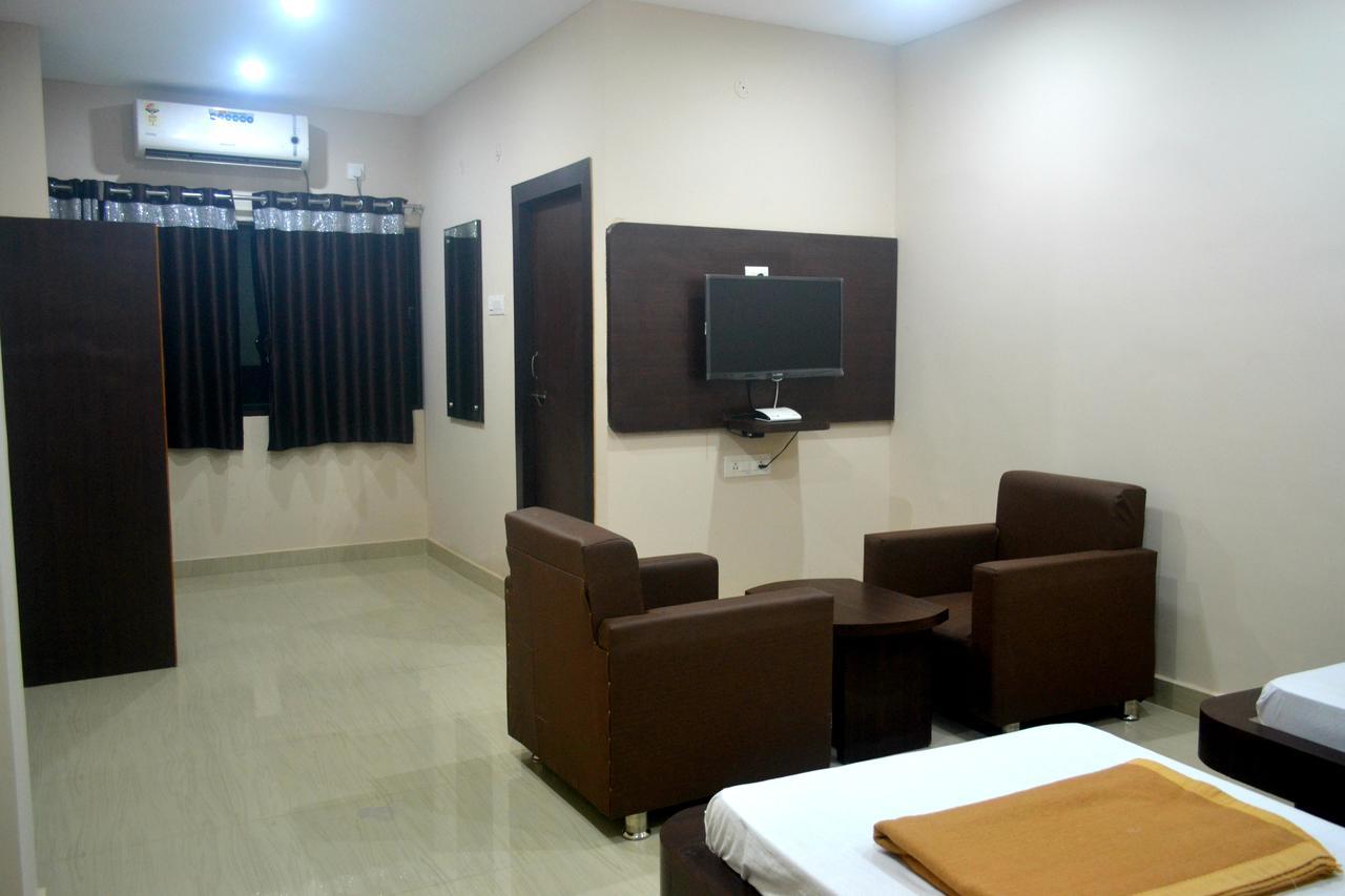 Hotel Bhammars Balangir 客房 照片